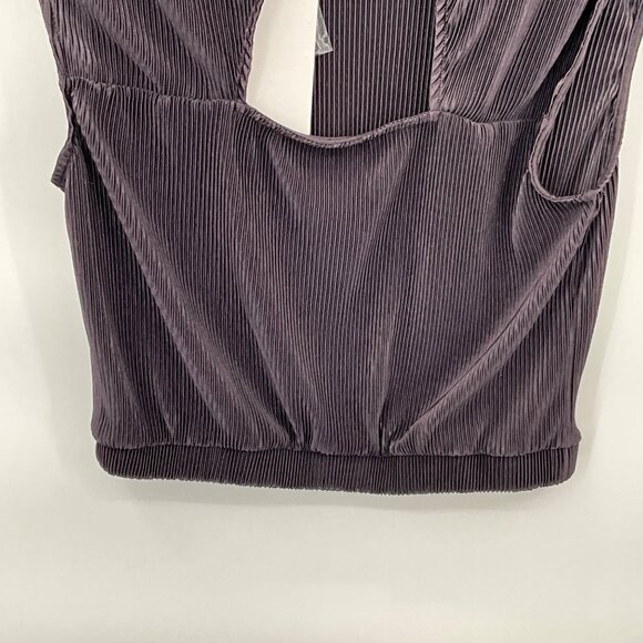 RO & DE Sleeveless Pleated Crop Top Medium Anthropologie Button Back Closure - Picture 4 of 5